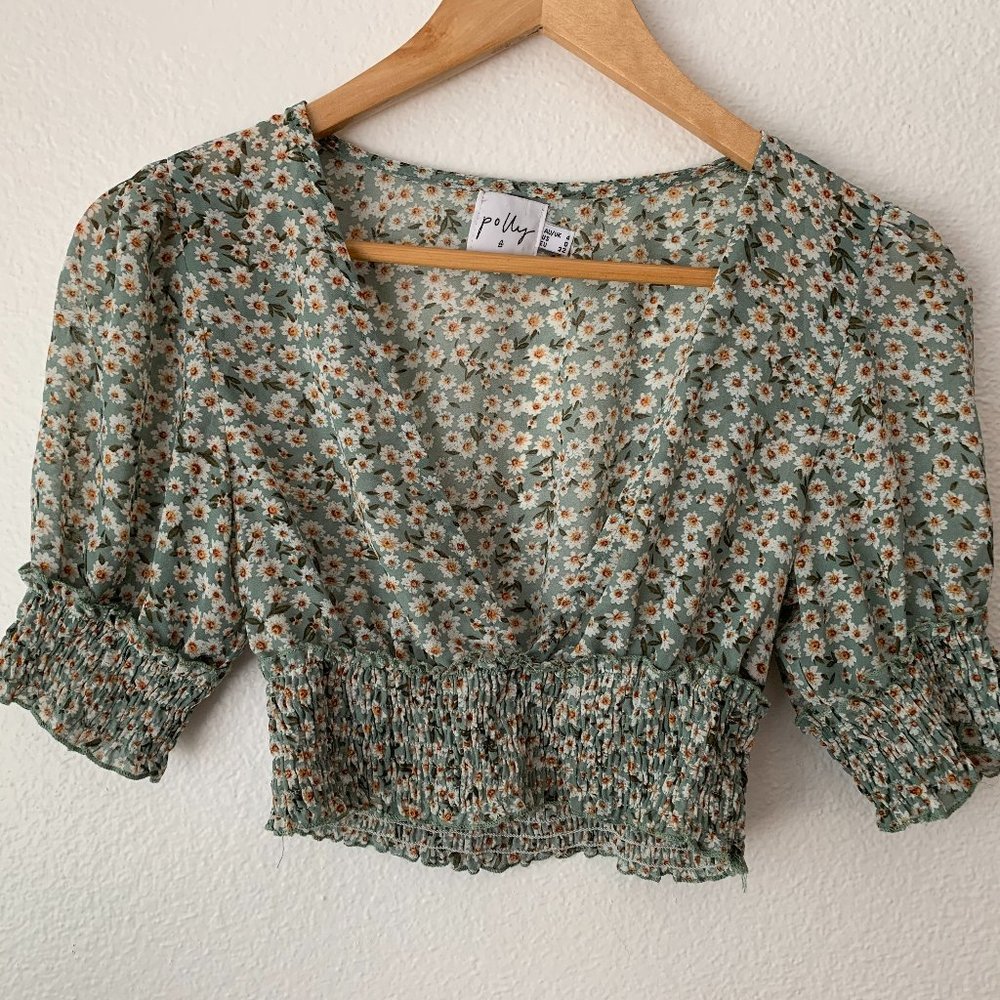 Princess Polly cropped floral v neck top